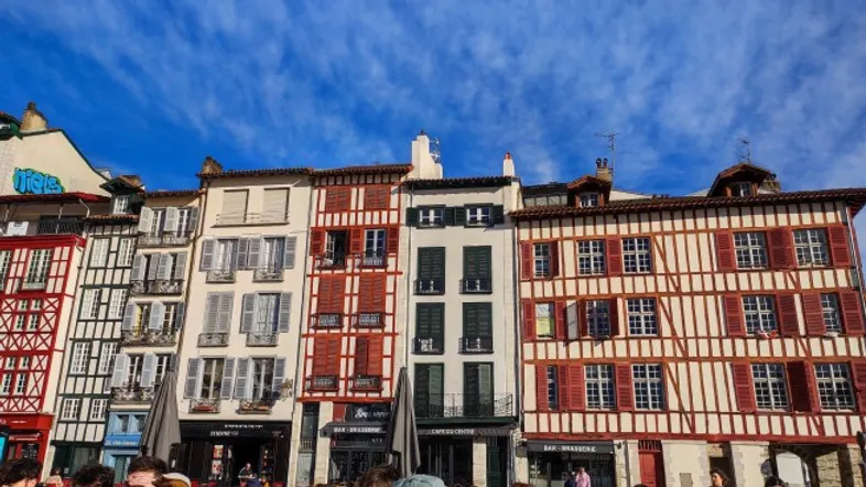 52e92f_00cd2122265d4f7ca14250ad5a6db441~mv2