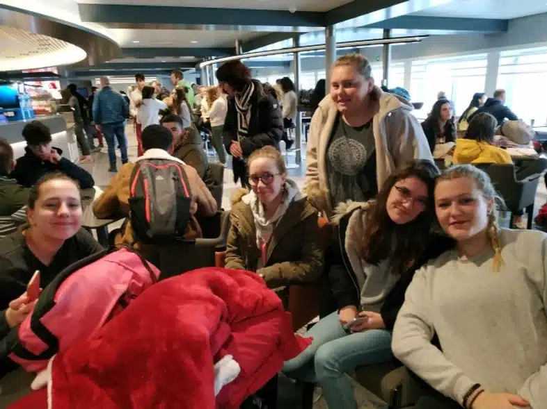 52e92f_25152f8e60e444cd8a0445cf3ed0a5b3~mv2