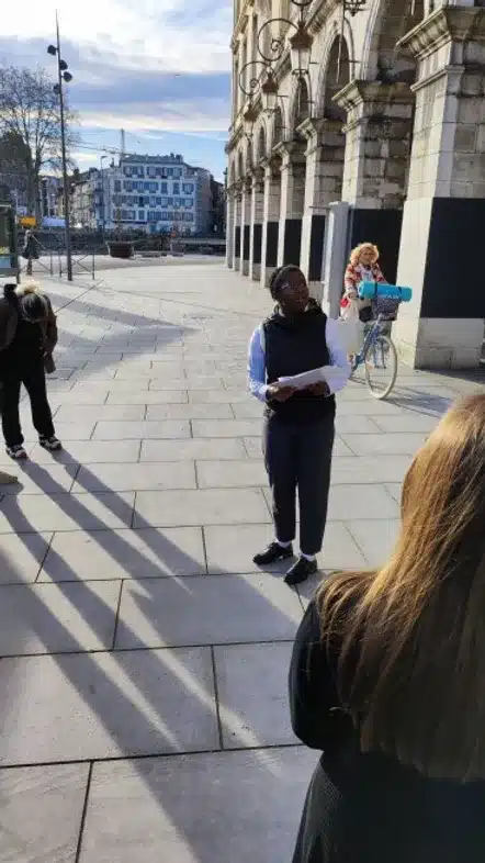 52e92f_7e2070bdfb6945e3938d5c3b25d98e8b~mv2