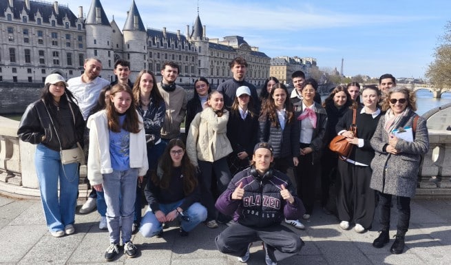 Voyage 7 Lycée BAHUET - Voyage 2026 des BTS TOURISME à Paris - Photo 1