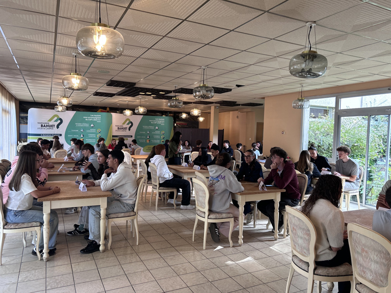 Mise en avant En Terminale MCV A et B ont accueilli les nouveaux eleves 10 26